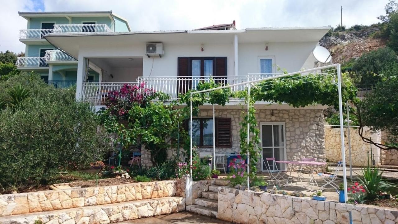 Apartments By The Sea Sevid, Trogir - 16897 Marina Εξωτερικό φωτογραφία